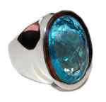 Breiter Silberring mit Topas "Sky Blue". Gr.56. 495,- €